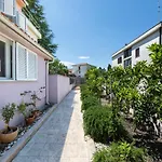Apartament Malinsummer *