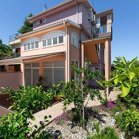 Apartament Malinsummer *