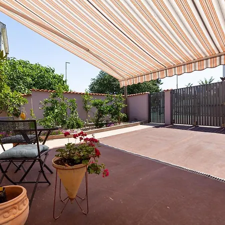 Apartament Malinsummer