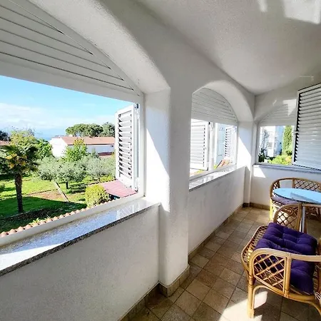 Apartament Malinsummer