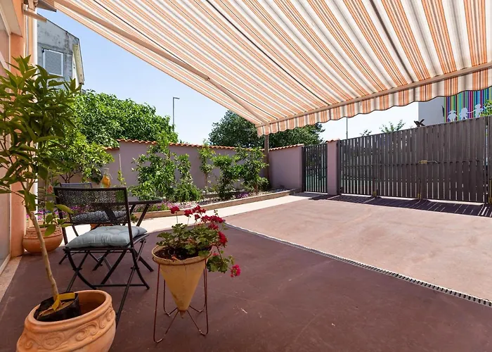 Lägenhet Malinsummer