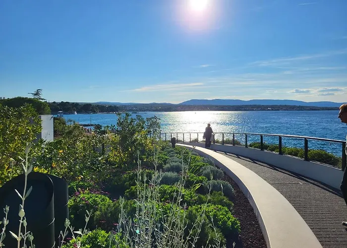 Malinsummer Lägenhet *