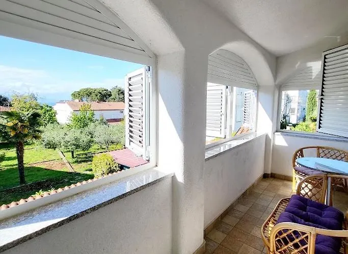 Lägenhet Malinsummer