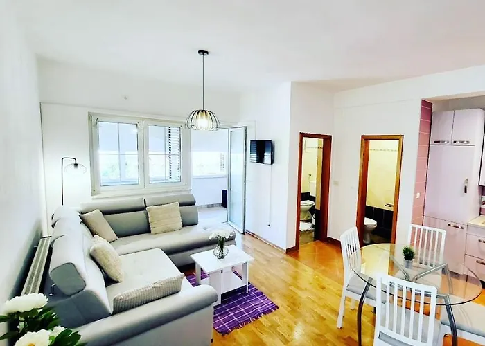 Apartman Malinsummer *